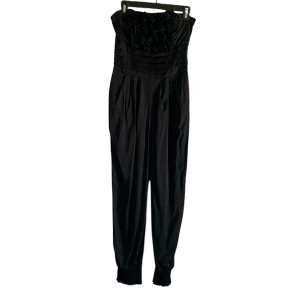 Twentyone Black Strapless Ruffle Smocked Jumpsuit Size Medium - Picture 1 of 7